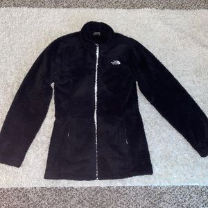 The north face fuzzy jacket